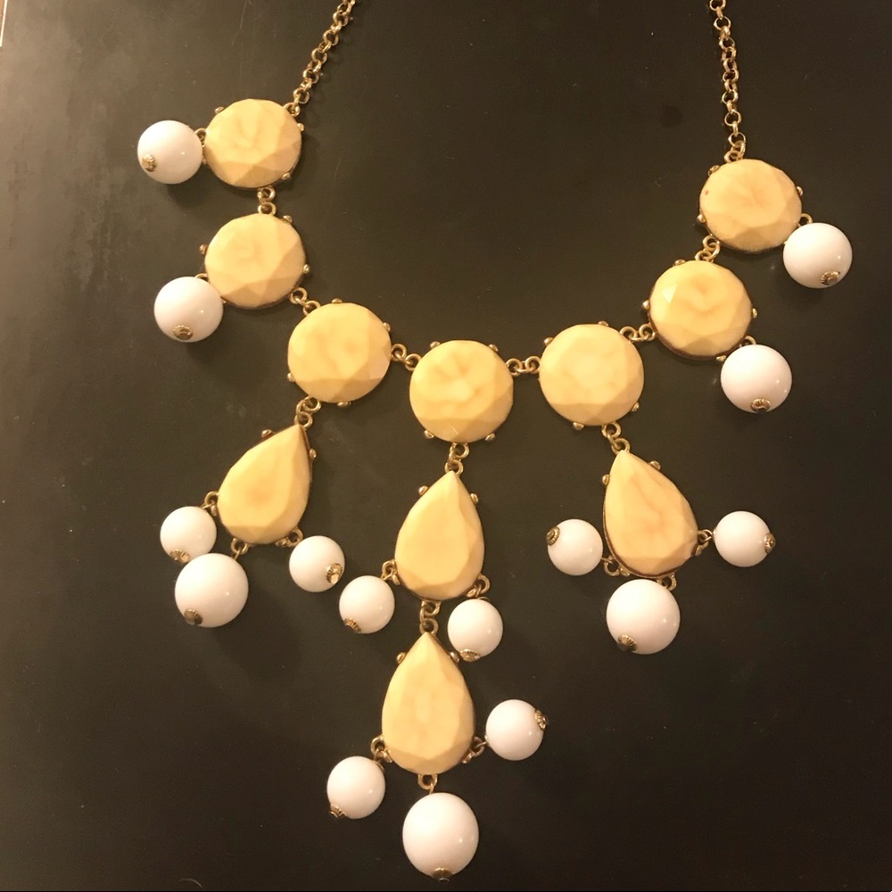 Cream & white tear drop shape bubble necklace